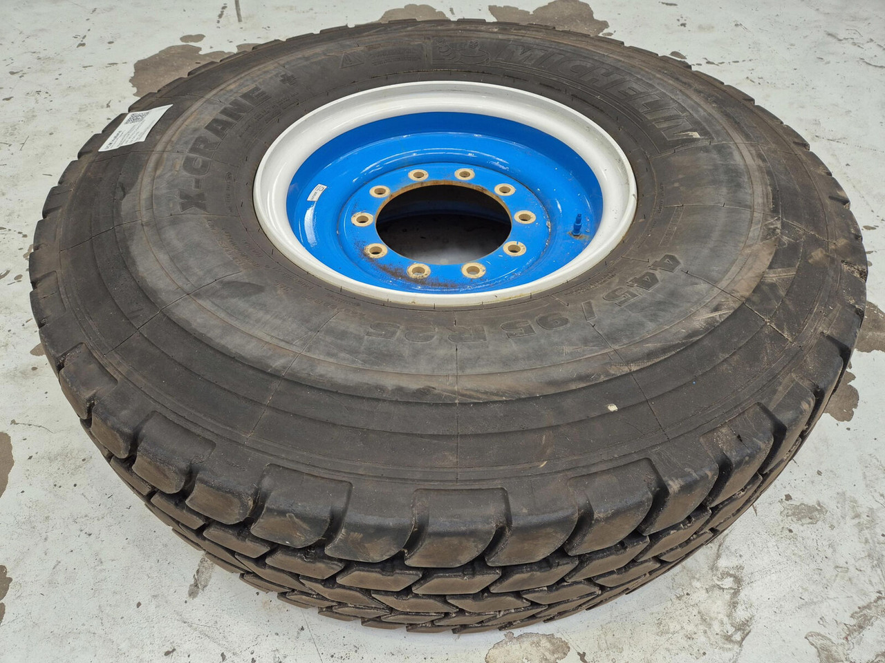 Liebherr Wheel 445/95R25 10 12 1p - Roue complète: photos 1 Liebherr Wheel 445/95R25 10 12 1p - Roue complète: photos 1