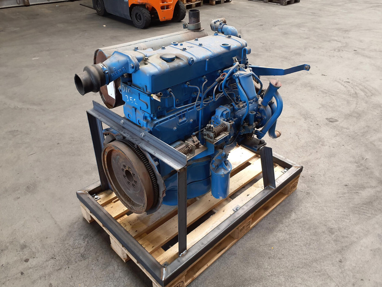 Mercedes-Benz LTM 1070 engine Mercedes OM 352 A - Moteur pour Grue mobile: photos 5 Mercedes-Benz LTM 1070 engine Mercedes OM 352 A - Moteur pour Grue mobile: photos 5