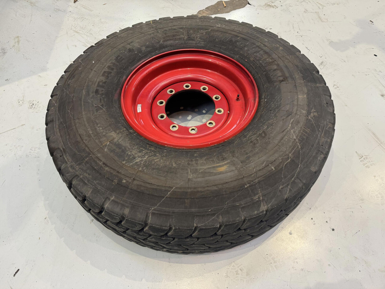 Michelin Wheel 445/95R25 10 12 1p - Roue complète pour Grue: photos 1 Michelin Wheel 445/95R25 10 12 1p - Roue complète pour Grue: photos 1