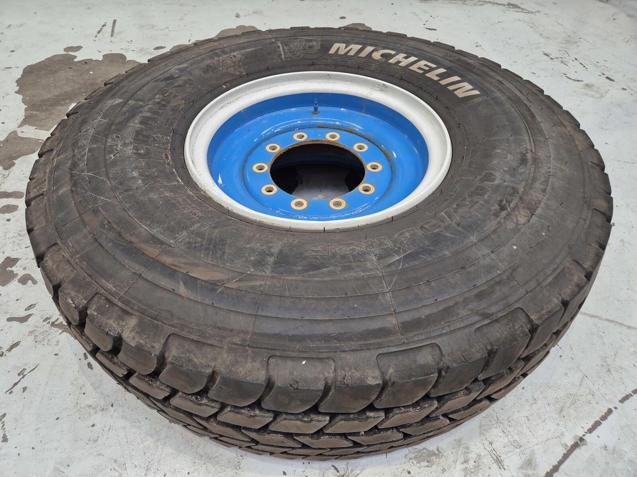 Michelin Wheel 445/95R25 10 12 1p - Roue complète pour Grue: photos 1 Michelin Wheel 445/95R25 10 12 1p - Roue complète pour Grue: photos 1