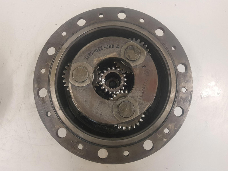 PPM 280 ATT planetary gear 24-17-67-32-3pl-H7 - Suspension pour Grue: photos 2 PPM 280 ATT planetary gear 24-17-67-32-3pl-H7 - Suspension pour Grue: photos 2