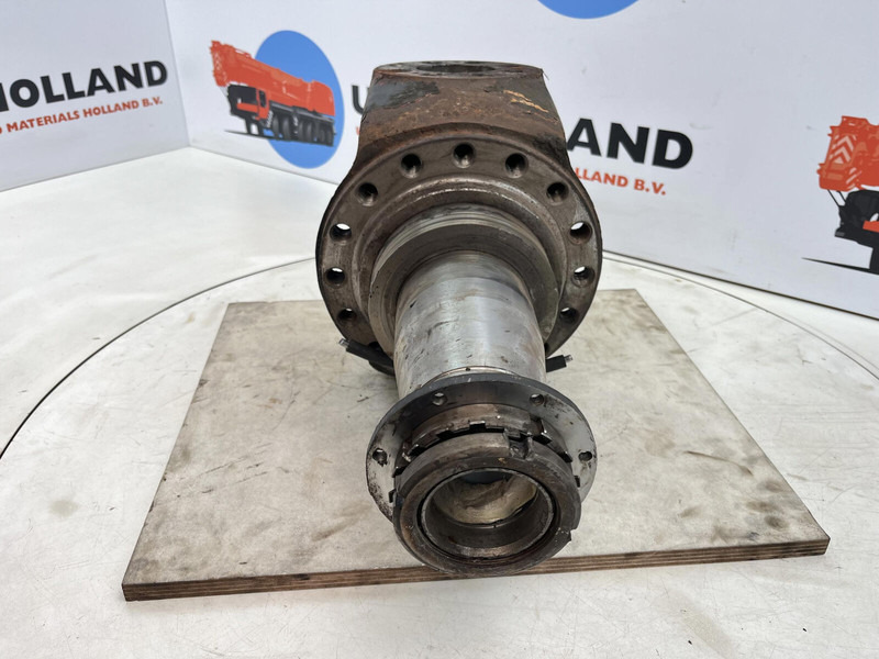 PPM PPM 480 ATT Steering knuckle 16 holes axle 3 - Fusée d'essieu pour Grue: photos 2 PPM PPM 480 ATT Steering knuckle 16 holes axle 3 - Fusée d'essieu pour Grue: photos 2