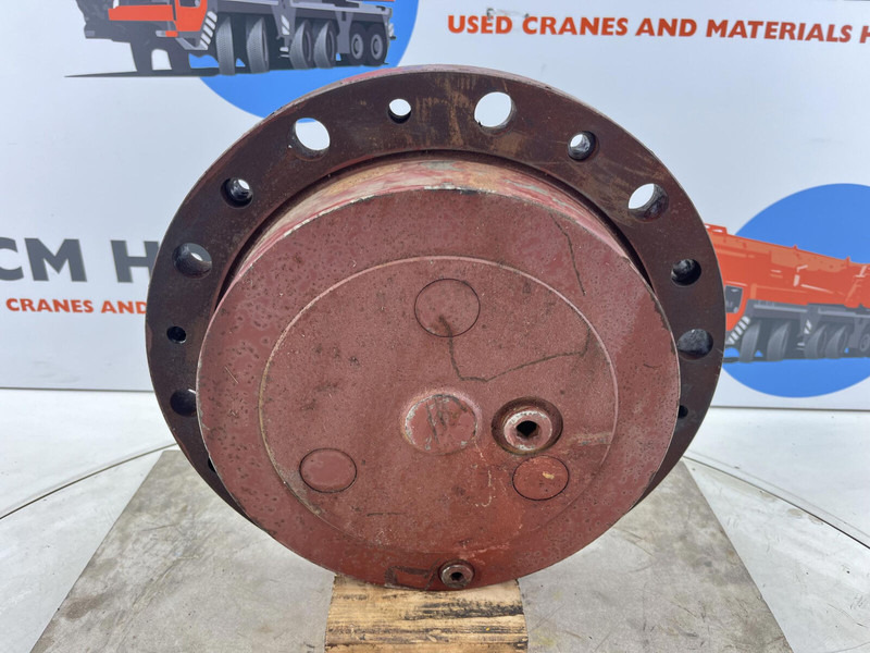 Planetary gear 17-24-N/A-32-3pl-H85-N/A - Suspension pour Grue: photos 1 Planetary gear 17-24-N/A-32-3pl-H85-N/A - Suspension pour Grue: photos 1