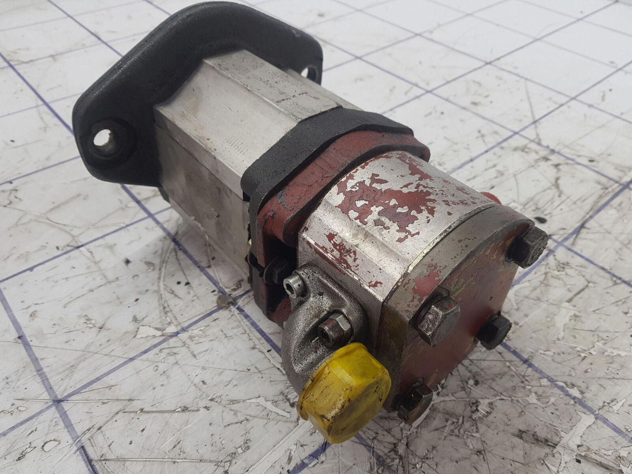 Rexroth Rexroth dual gear pump - Pompe hydraulique pour Grue: photos 3 Rexroth Rexroth dual gear pump - Pompe hydraulique pour Grue: photos 3