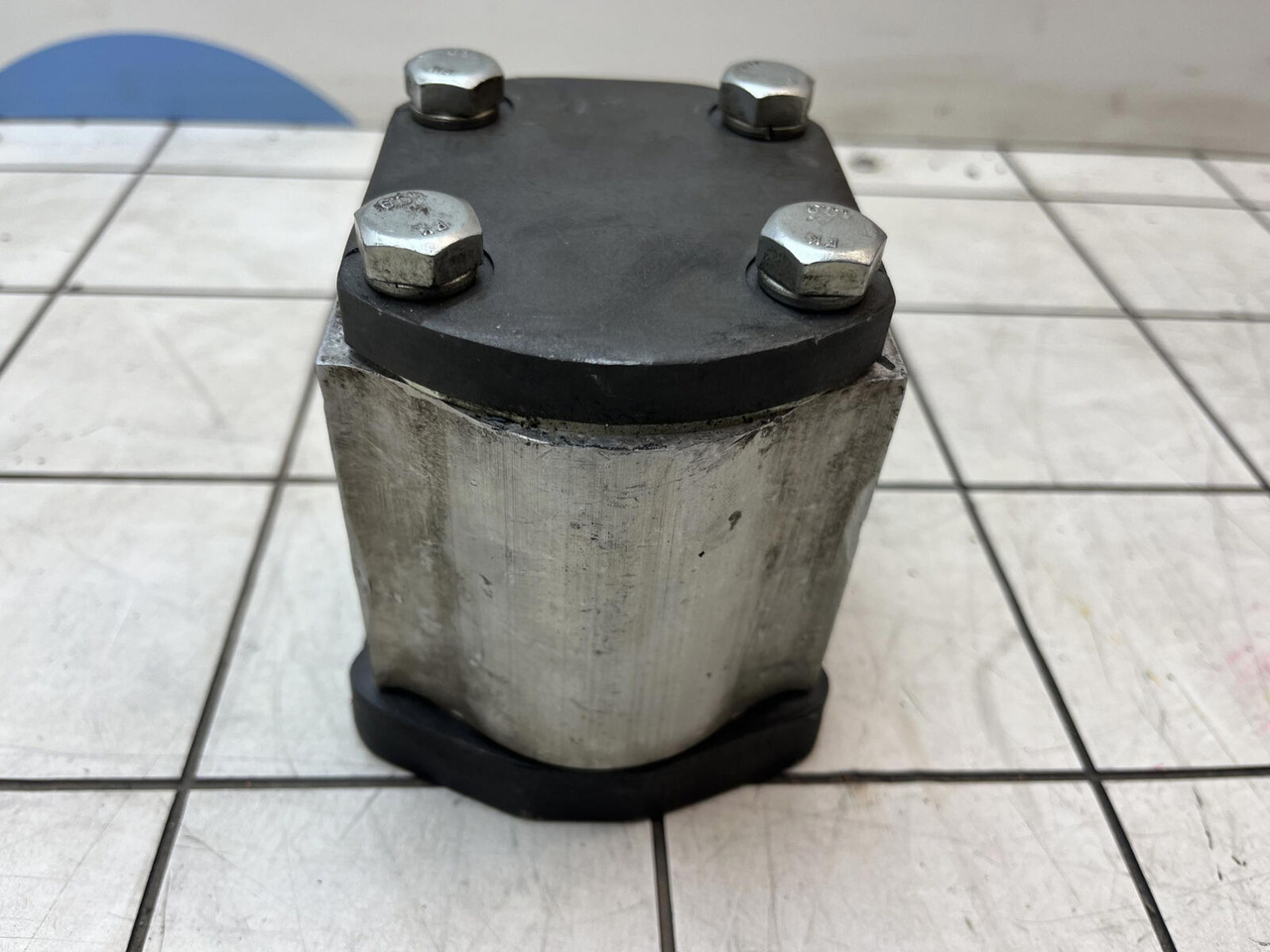 Rexroth Rexroth sigma gear pump - Pompe hydraulique pour Grue mobile: photos 4 Rexroth Rexroth sigma gear pump - Pompe hydraulique pour Grue mobile: photos 4