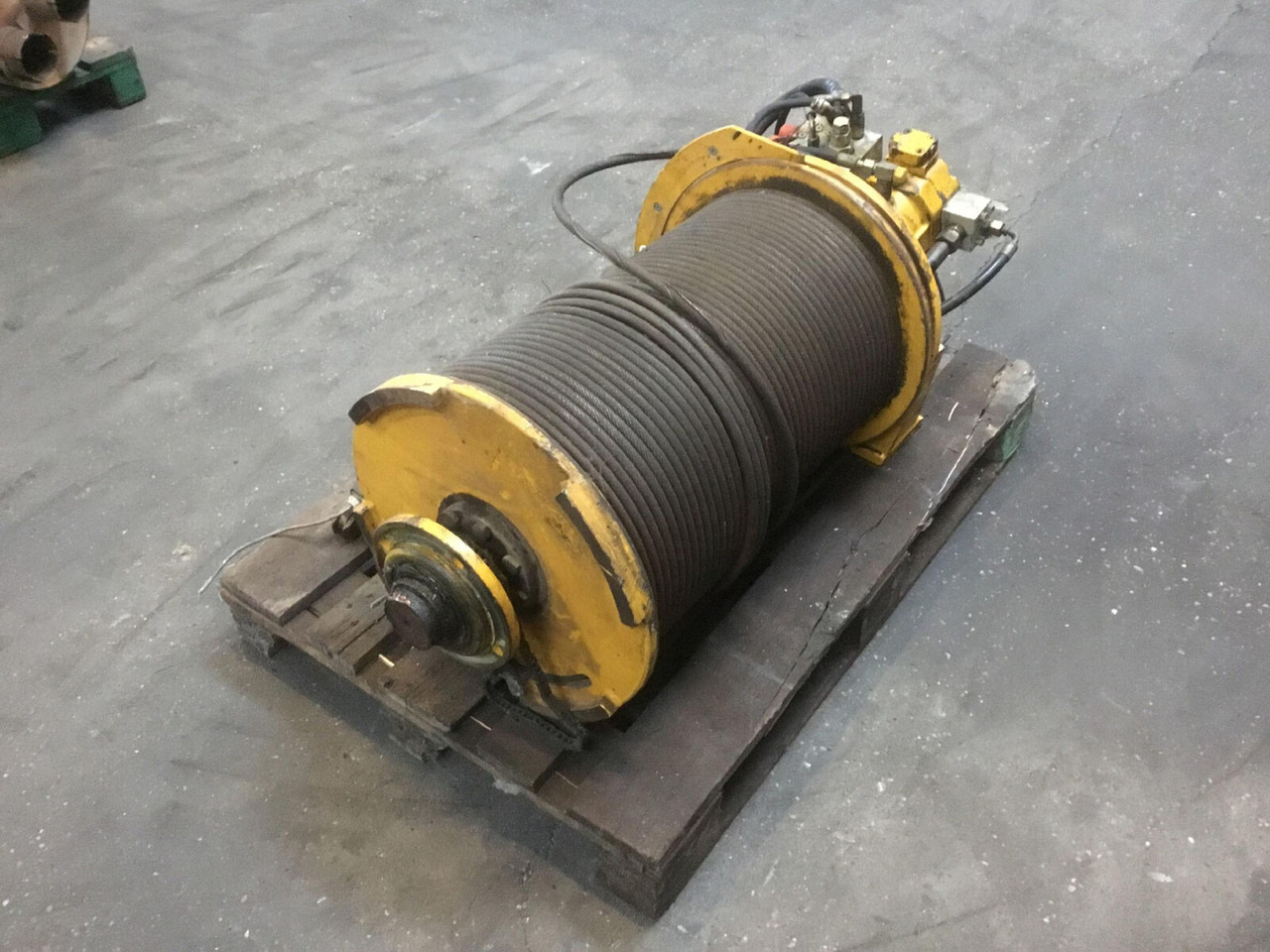 Spierings SK 477 winch - Treuil pour Grue mobile: photos 3 Spierings SK 477 winch - Treuil pour Grue mobile: photos 3
