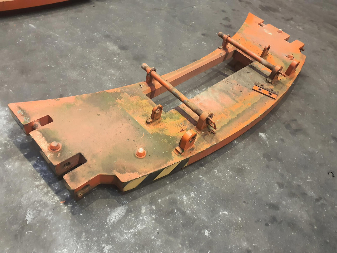 Terex AC 155 counterweight 1,15T - Contrepoids pour Grue mobile: photos 2 Terex AC 155 counterweight 1,15T - Contrepoids pour Grue mobile: photos 2