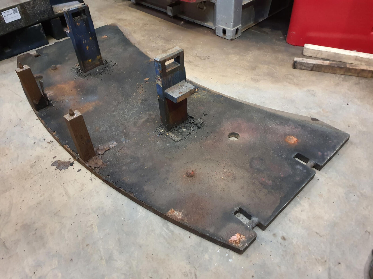 Terex AC 205 counterweight 1,2 ton - Contrepoids pour Grue mobile: photos 1 Terex AC 205 counterweight 1,2 ton - Contrepoids pour Grue mobile: photos 1