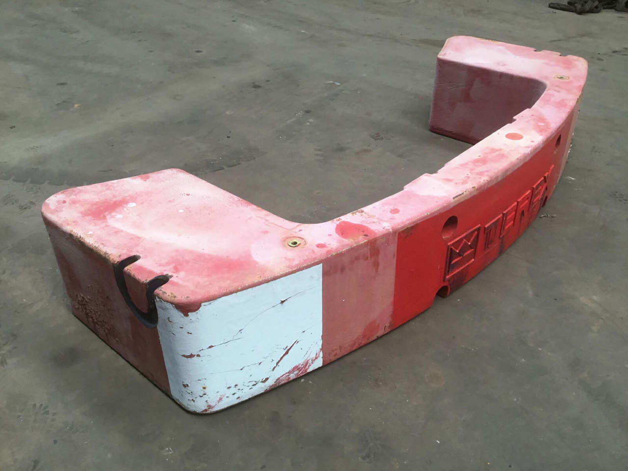 Terex AC 35 counterweight 2,5 ton - Contrepoids pour Grue mobile: photos 3 Terex AC 35 counterweight 2,5 ton - Contrepoids pour Grue mobile: photos 3