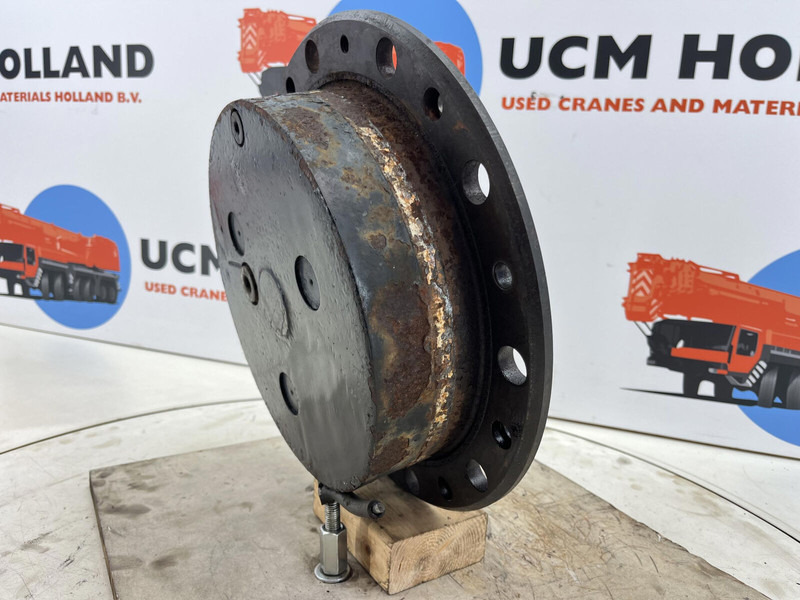 Terex AC 40-1 city planetary drive 17-24-67-32-3pl-H85-42 - Suspension pour Grue: photos 2 Terex AC 40-1 city planetary drive 17-24-67-32-3pl-H85-42 - Suspension pour Grue: photos 2