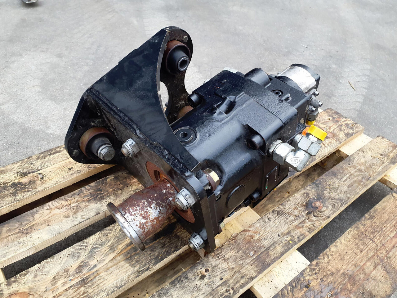 Terex Challenger 3160 Hydraulic pump - Pompe hydraulique pour Grue mobile: photos 2 Terex Challenger 3160 Hydraulic pump - Pompe hydraulique pour Grue mobile: photos 2