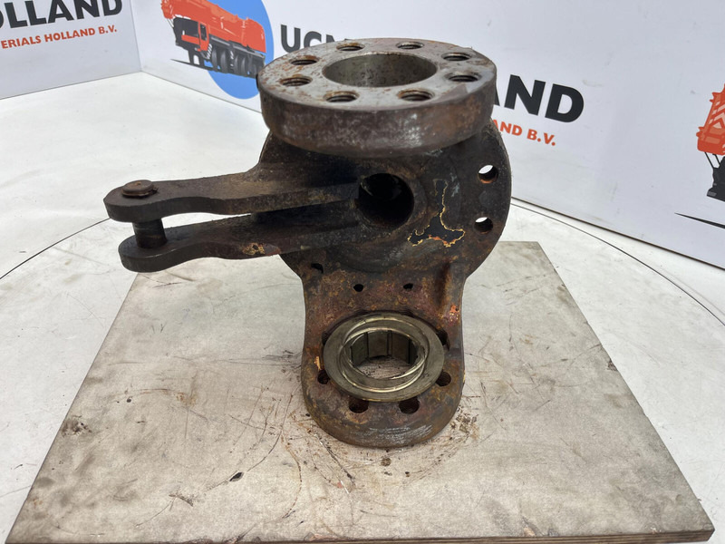 Terex HC 340 Steering knuckle 12 holes axle 1 - Fusée d'essieu pour Grue: photos 5 Terex HC 340 Steering knuckle 12 holes axle 1 - Fusée d'essieu pour Grue: photos 5