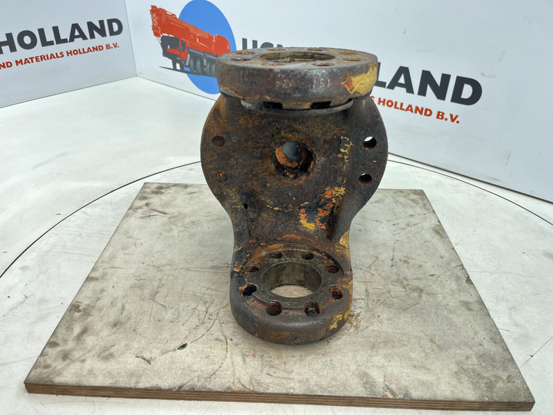 Terex HC 340 Steering knuckle 12 holes axle 2 - Fusée d'essieu pour Grue: photos 5 Terex HC 340 Steering knuckle 12 holes axle 2 - Fusée d'essieu pour Grue: photos 5