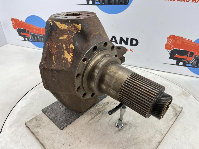 Terex HC 340 Steering knuckle 12 holes axle 3 - Fusée d'essieu pour Grue: photos 3 Terex HC 340 Steering knuckle 12 holes axle 3 - Fusée d'essieu pour Grue: photos 3