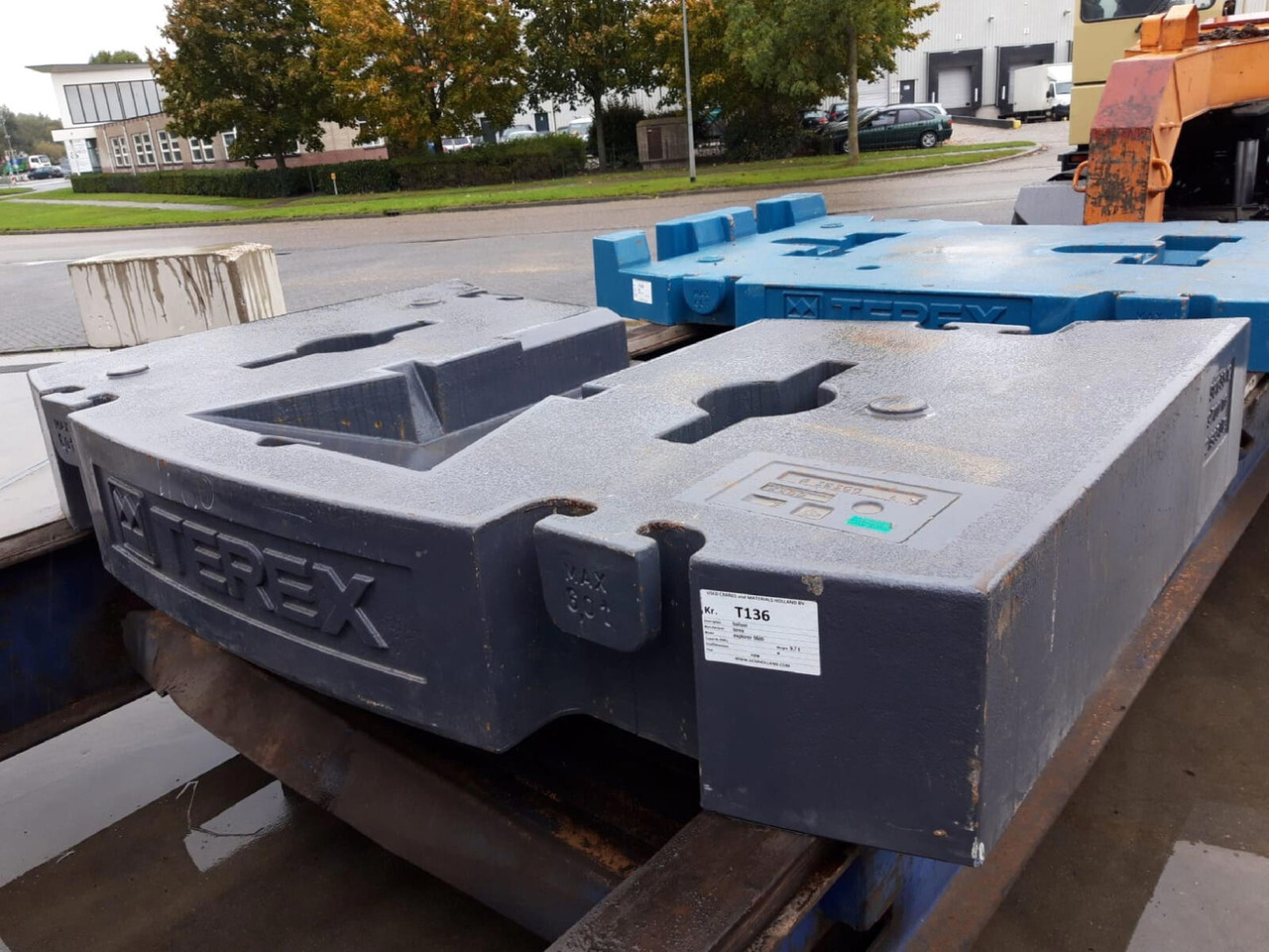 Terex Terex explorer 5600 counterweight 9,7 ton - Contrepoids pour Grue mobile: photos 2 Terex Terex explorer 5600 counterweight 9,7 ton - Contrepoids pour Grue mobile: photos 2