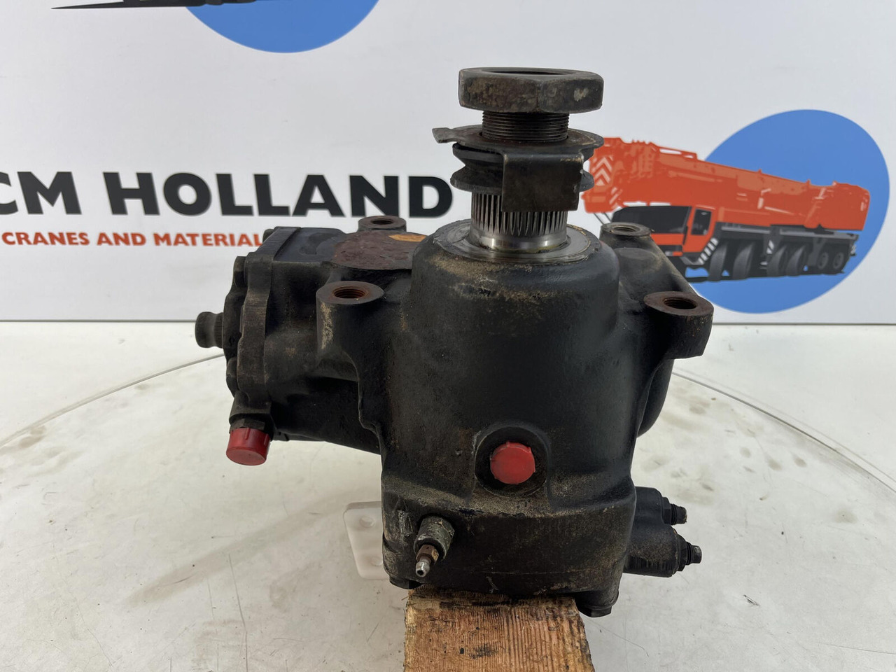 ZF ZF steering box - Boîtier de direction pour Grue mobile: photos 2 ZF ZF steering box - Boîtier de direction pour Grue mobile: photos 2