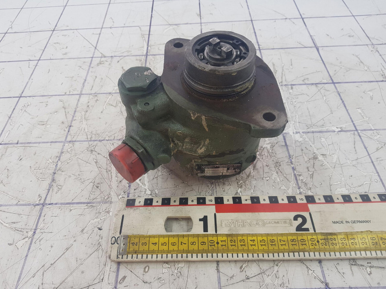 ZF ZF steering pump - Pompe de support pour Grue mobile: photos 1 ZF ZF steering pump - Pompe de support pour Grue mobile: photos 1