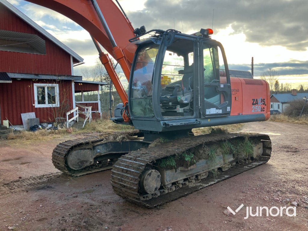 Bandgrävare Hitachi ZAXIS 250-3 LC - Pelle sur chenille: photos 5 Bandgrävare Hitachi ZAXIS 250-3 LC - Pelle sur chenille: photos 5