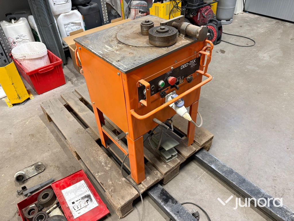Bockmaskin - DBD-25X - Machine à métaux: photos 1 Bockmaskin - DBD-25X - Machine à métaux: photos 1