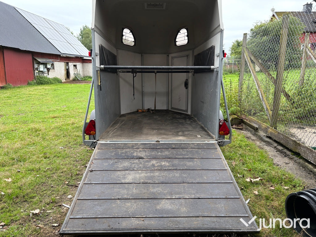 Hästtransport Cheval Liberte Gold Pullman V2 - Van chevaux: photos 5 Hästtransport Cheval Liberte Gold Pullman V2 - Van chevaux: photos 5