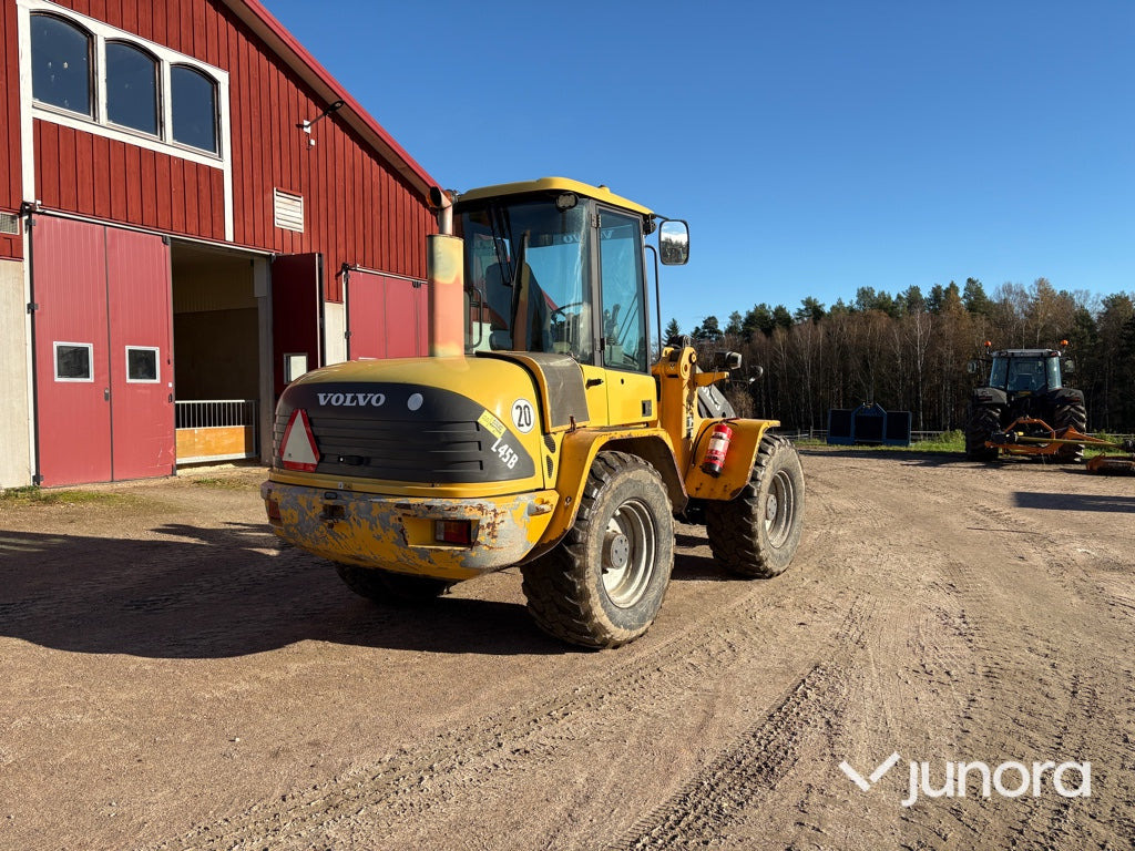 Hjullastare - Volvo L45B - Chargeuse sur pneus: photos 5 Hjullastare - Volvo L45B - Chargeuse sur pneus: photos 5