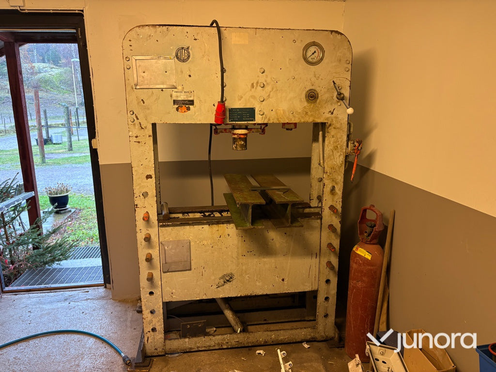 Hydraulpress - Hiab H100E, 100 ton - Presse plieuse: photos 3 Hydraulpress - Hiab H100E, 100 ton - Presse plieuse: photos 3