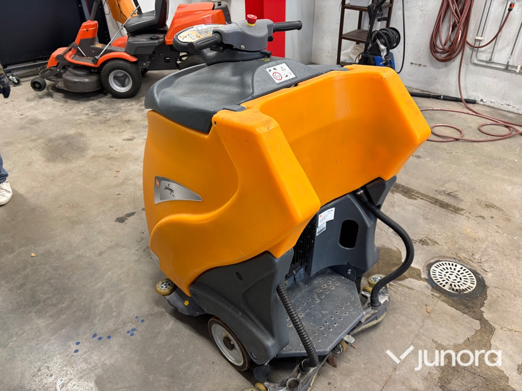 Kombiskurmaskin - Taski, Swingo XP - Autolaveuse: photos 4 Kombiskurmaskin - Taski, Swingo XP - Autolaveuse: photos 4