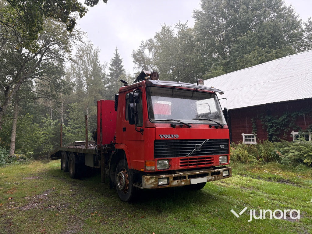 Kranbil Volvo FL10 6x6 - Camion porte-voitures, Camion grue: photos 1 Kranbil Volvo FL10 6x6 - Camion porte-voitures, Camion grue: photos 1