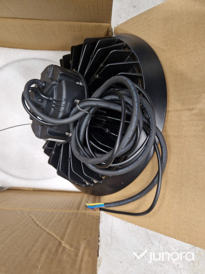 Ledbelysning12 st Highbay 200 W Philips drivdon Industribelysning - Outil/ Équipement: photos 5 Ledbelysning12 st Highbay 200 W Philips drivdon Industribelysning - Outil/ Équipement: photos 5