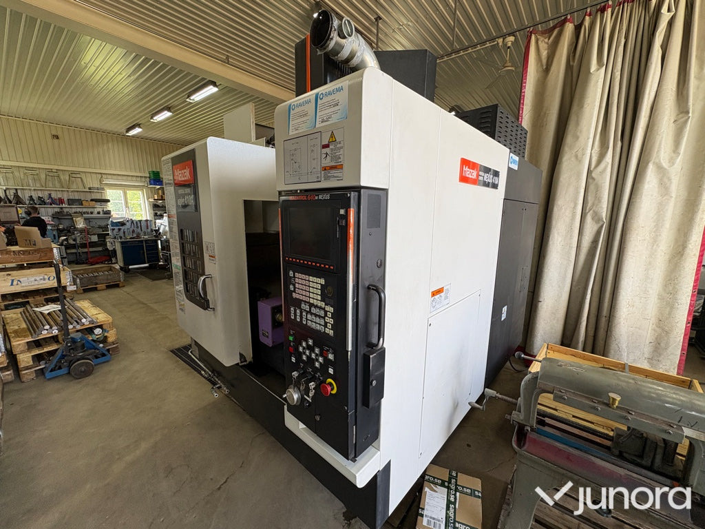Mazak VCN 410A -2006 - Centre d'usinage: photos 4 Mazak VCN 410A -2006 - Centre d'usinage: photos 4