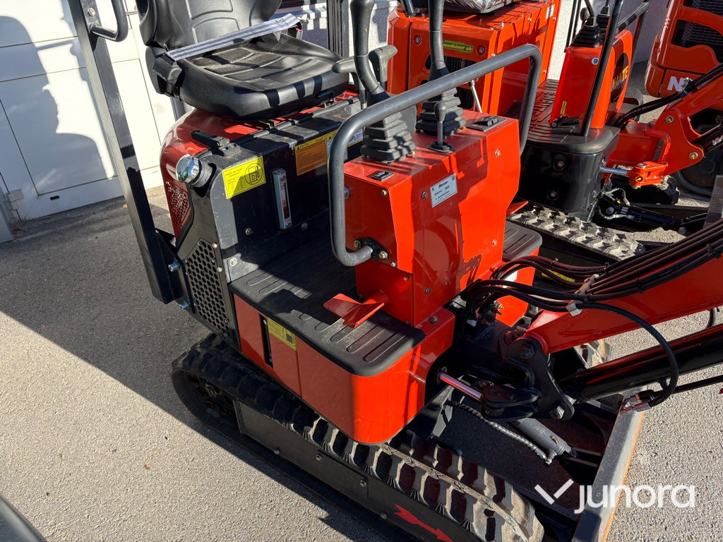 Minigrävare - Nante, NT12, Breddbar undervagn - Mini pelle: photos 5 Minigrävare - Nante, NT12, Breddbar undervagn - Mini pelle: photos 5