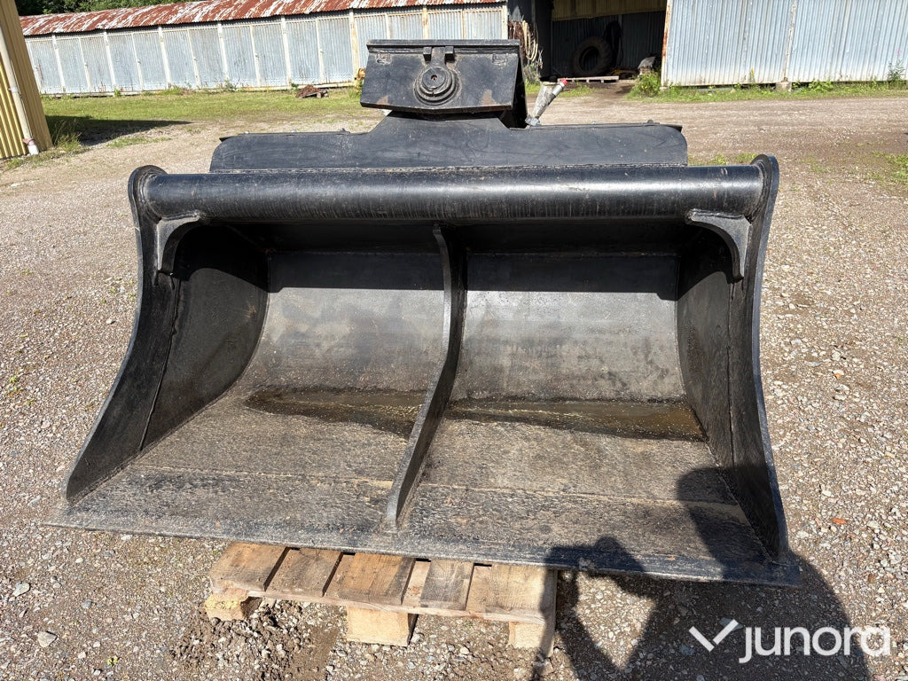 Planerskopa - SMP, Hydralisk - Godet pour pelle: photos 2 Planerskopa - SMP, Hydralisk - Godet pour pelle: photos 2