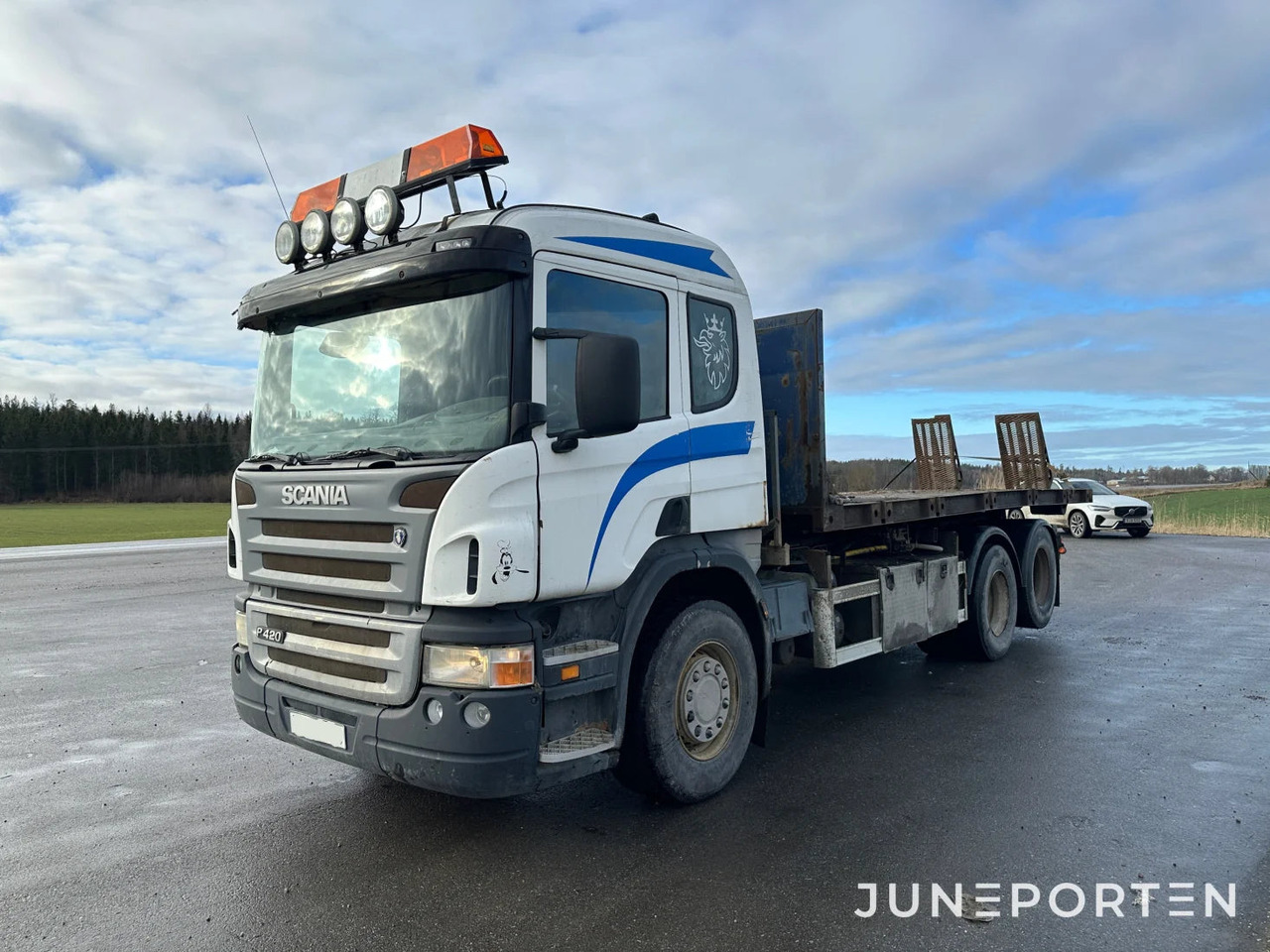 Scania P 420 Lastväxlare - Camion ampliroll: photos 1 Scania P 420 Lastväxlare - Camion ampliroll: photos 1