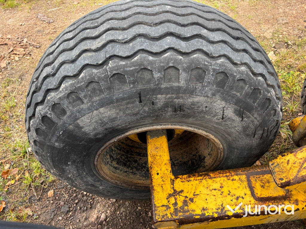 Remorque forestière Skogsvagn - Moheda, 10 ton, med kran: photos 15