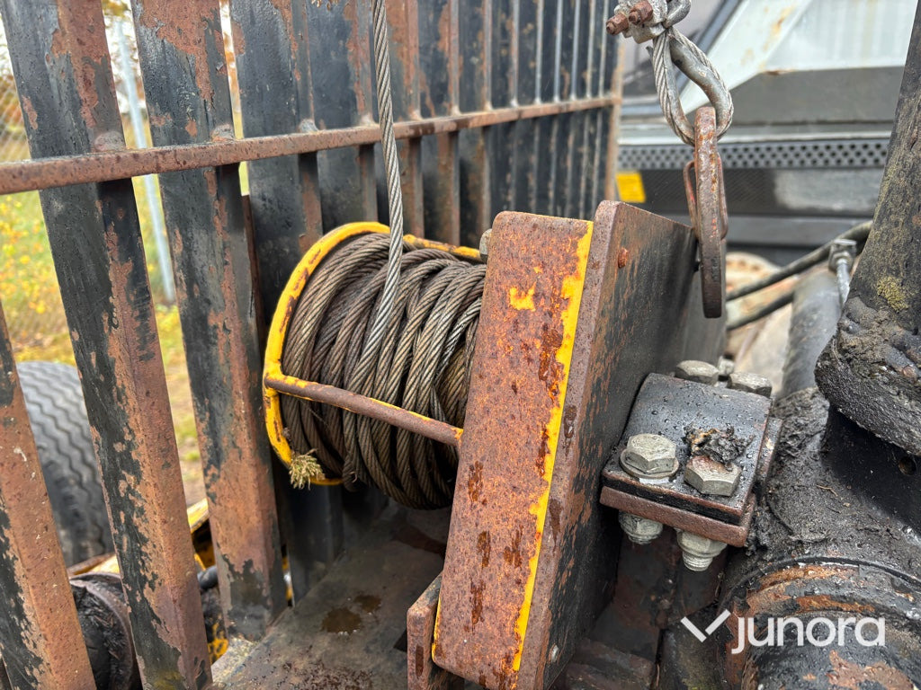 Remorque forestière Skogsvagn - Moheda, 10 ton, med kran: photos 8