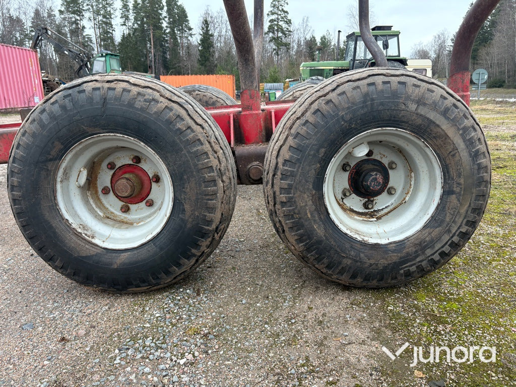 Remorque forestière Skogsvagn - Patruuna Pelonpaja 3200: photos 17 Remorque forestière Skogsvagn - Patruuna Pelonpaja 3200: photos 17