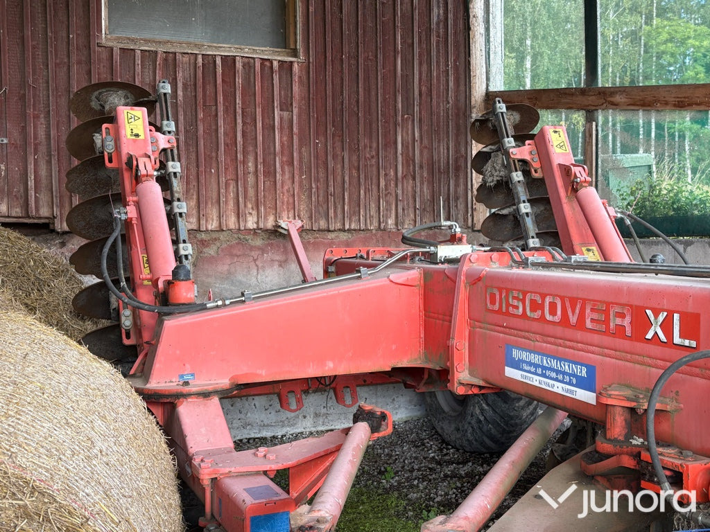 Tallriksredskap Kuhn Discover XL - Cover crop: photos 3 Tallriksredskap Kuhn Discover XL - Cover crop: photos 3