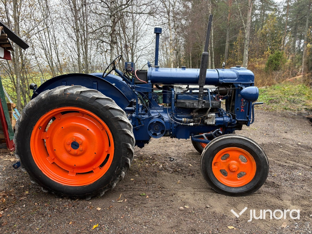 Traktor - Fordson Major Höglundare - Tracteur agricole: photos 4 Traktor - Fordson Major Höglundare - Tracteur agricole: photos 4