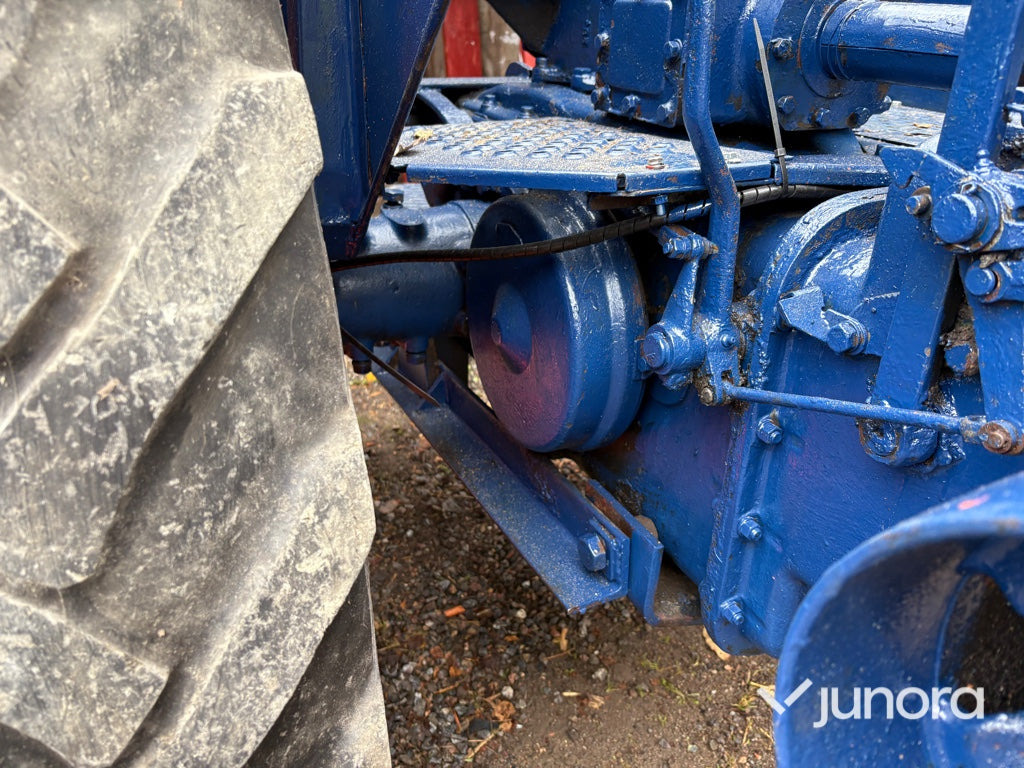 Crédit-bail  Traktor - Fordson Major Höglundare Traktor - Fordson Major Höglundare: photos 20 Crédit-bail  Traktor - Fordson Major Höglundare Traktor - Fordson Major Höglundare: photos 20