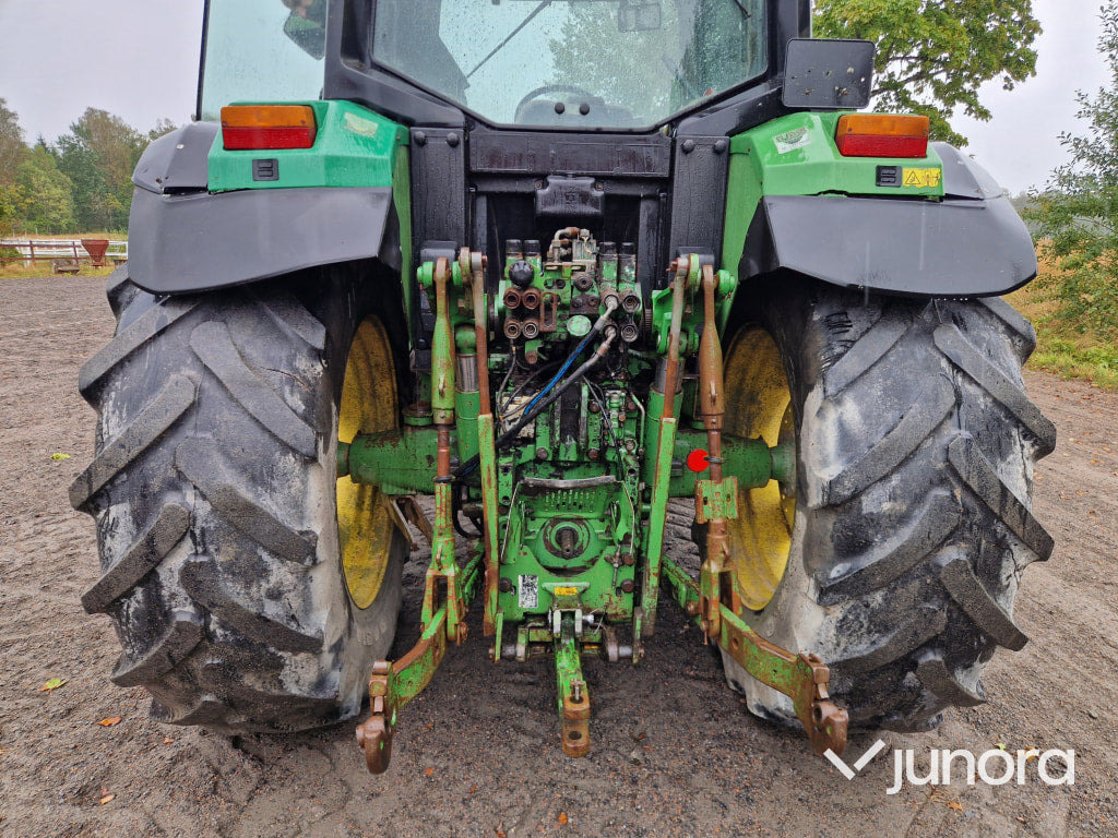 Traktor John Deere 6900 - Tracteur agricole: photos 4 Traktor John Deere 6900 - Tracteur agricole: photos 4
