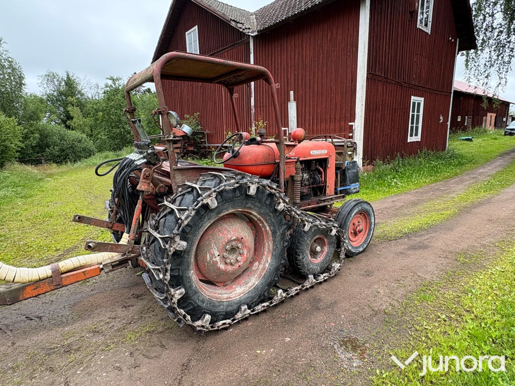Tracteur agricole Traktor - Nuffield Universal 3DL: photos 6
