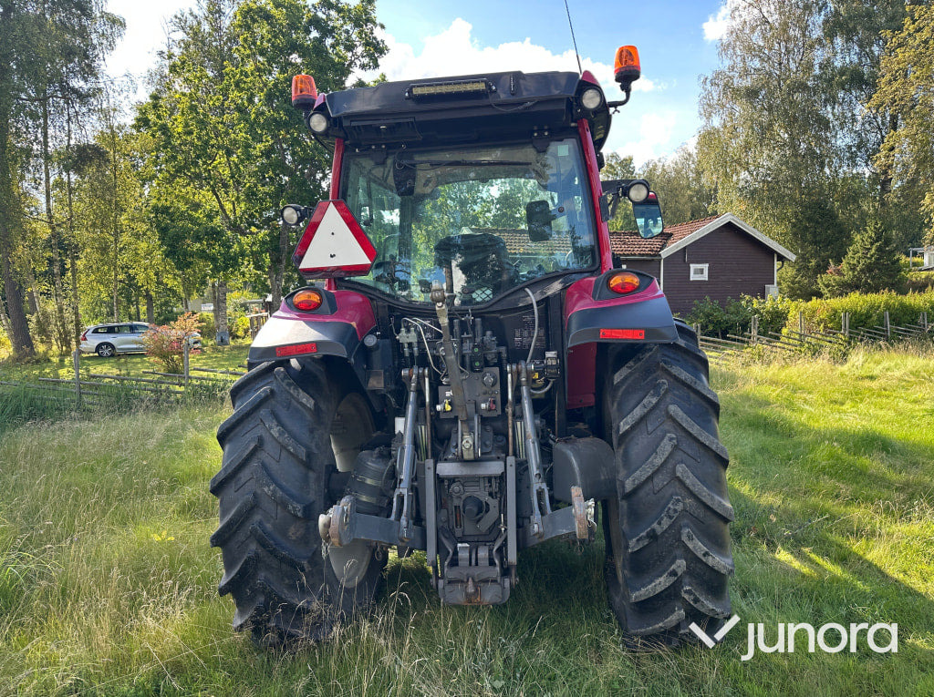 Valtra A134 med lastare - Tracteur agricole: photos 5 Valtra A134 med lastare - Tracteur agricole: photos 5