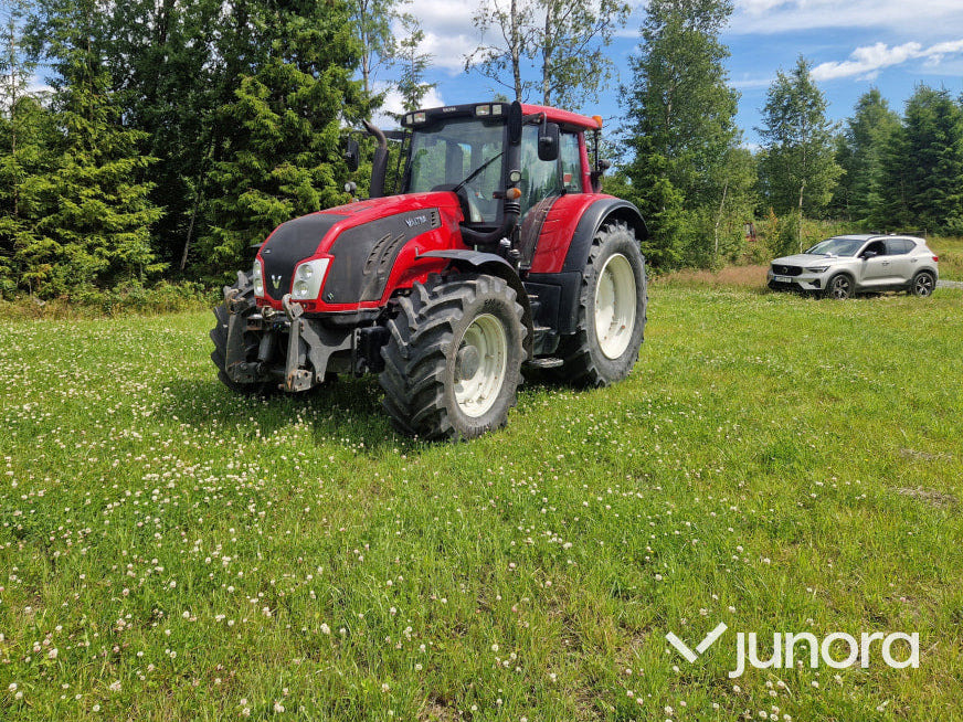 Valtra T203 Direct - Tracteur agricole: photos 1 Valtra T203 Direct - Tracteur agricole: photos 1