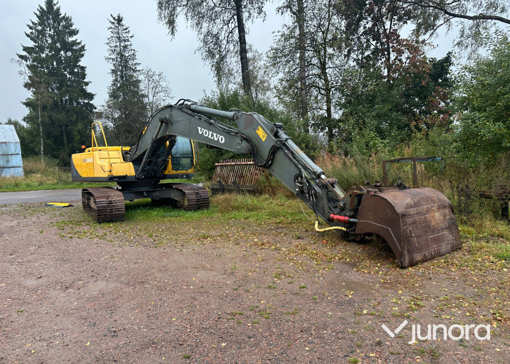 Volvo EC 210 - Pelle sur chenille: photos 1 Volvo EC 210 - Pelle sur chenille: photos 1