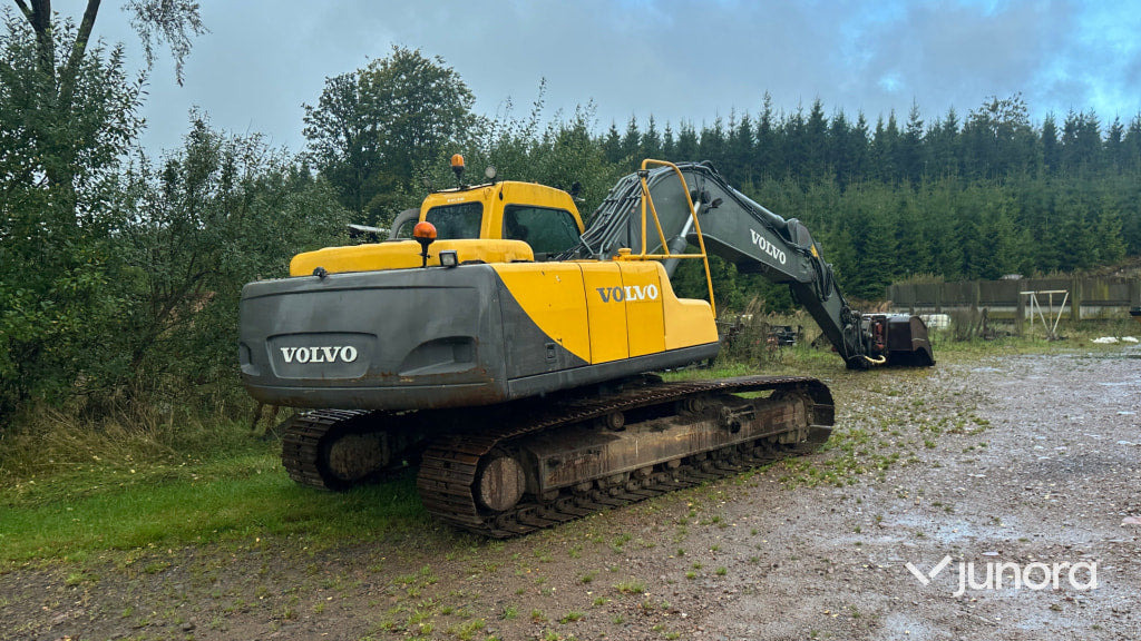 Volvo EC 210 - Pelle sur chenille: photos 4 Volvo EC 210 - Pelle sur chenille: photos 4