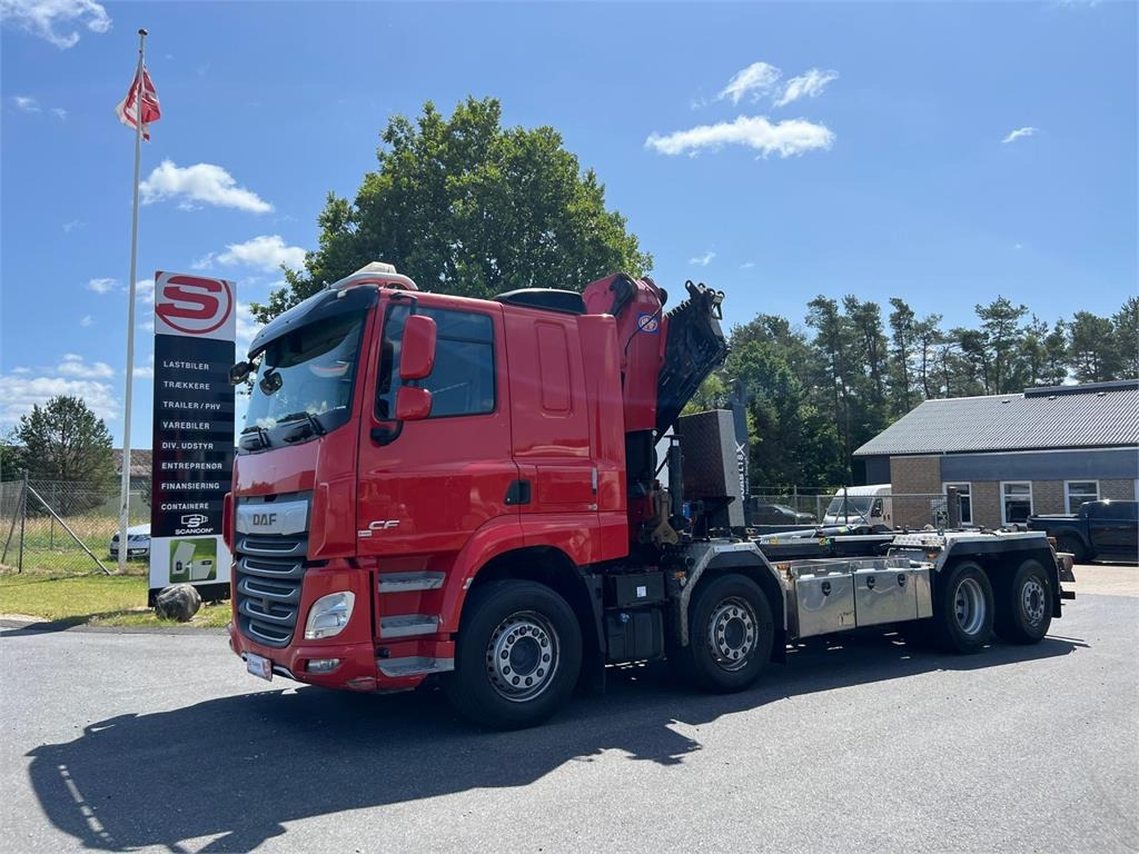 DAF CF 480 FAX 8x2*6 - Camion multibenne: photos 1 DAF CF 480 FAX 8x2*6 - Camion multibenne: photos 1