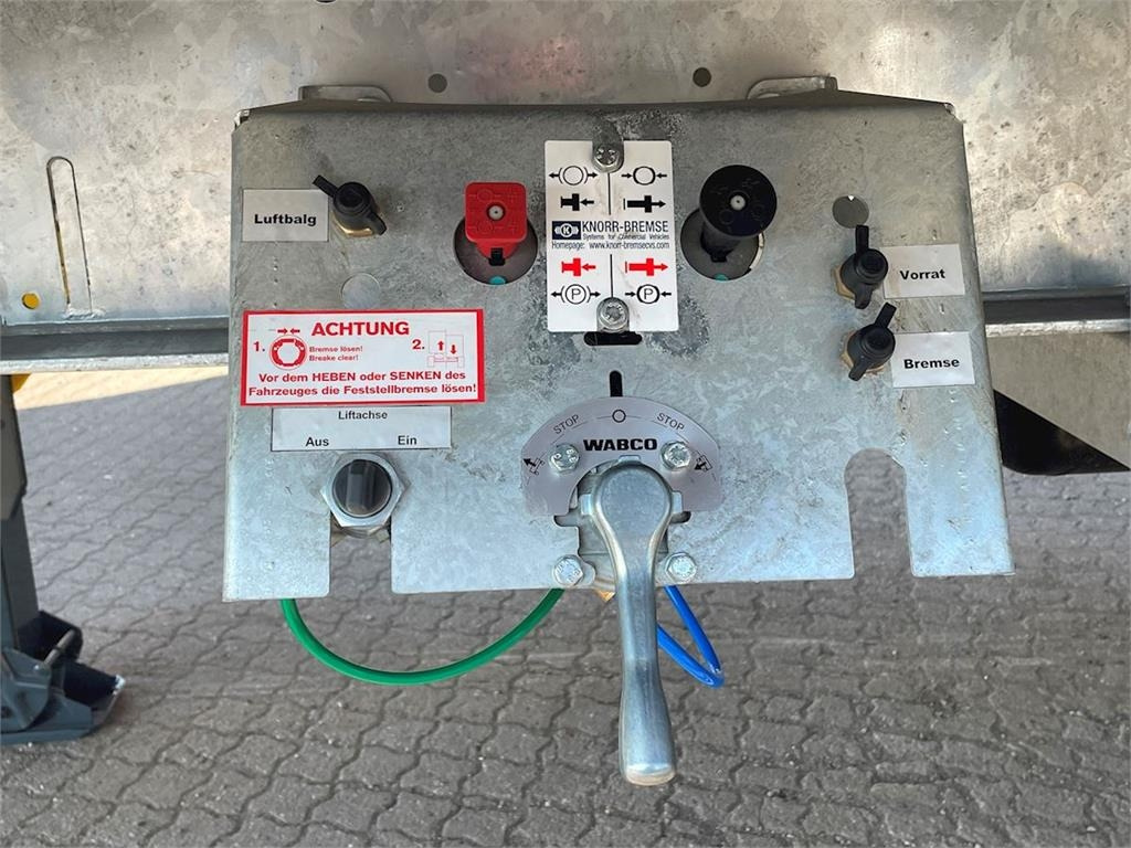 Semi-remorque rideaux coulissants Hangler City RoadRunner 27-pallers - enkelt monteret: photos 6 Semi-remorque rideaux coulissants Hangler City RoadRunner 27-pallers - enkelt monteret: photos 6