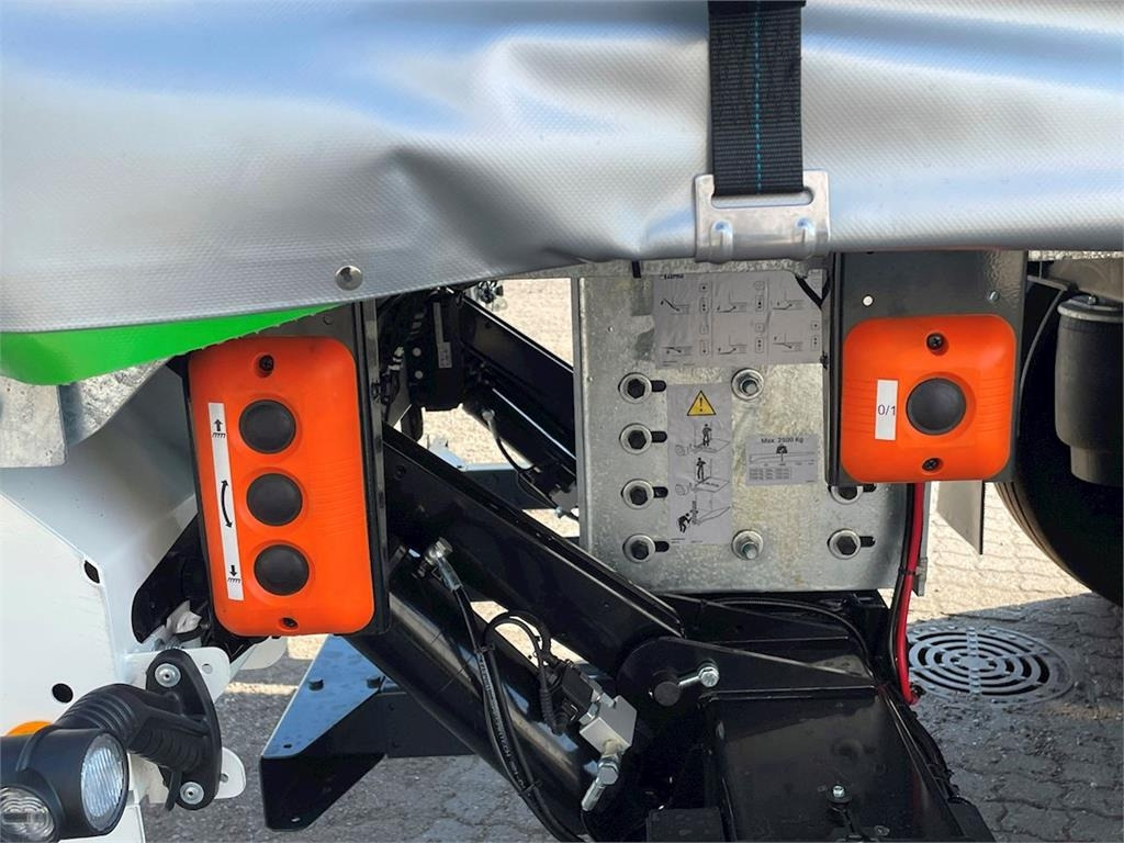 Semi-remorque rideaux coulissants Hangler City RoadRunner 27-pallers - enkelt monteret: photos 10 Semi-remorque rideaux coulissants Hangler City RoadRunner 27-pallers - enkelt monteret: photos 10