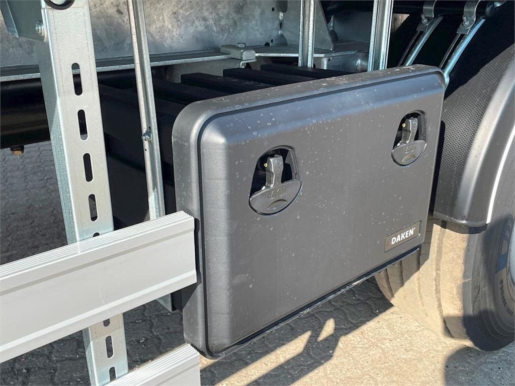 Semi-remorque rideaux coulissants Hangler City RoadRunner 27-pallers - enkelt monteret: photos 9 Semi-remorque rideaux coulissants Hangler City RoadRunner 27-pallers - enkelt monteret: photos 9