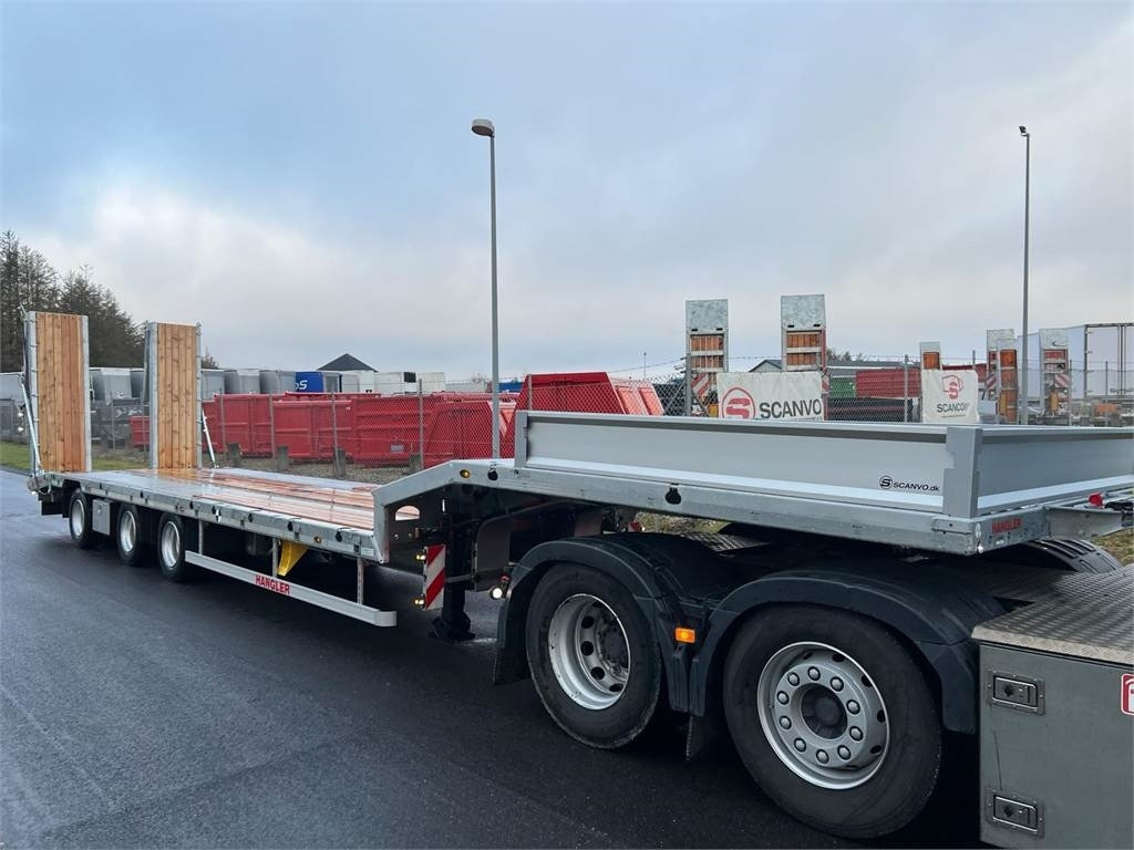 Hangler SDS-H 510-T 3-aks maskintrailer - dobbelt ramper - Semi-remorque surbaissé: photos 3 Hangler SDS-H 510-T 3-aks maskintrailer - dobbelt ramper - Semi-remorque surbaissé: photos 3